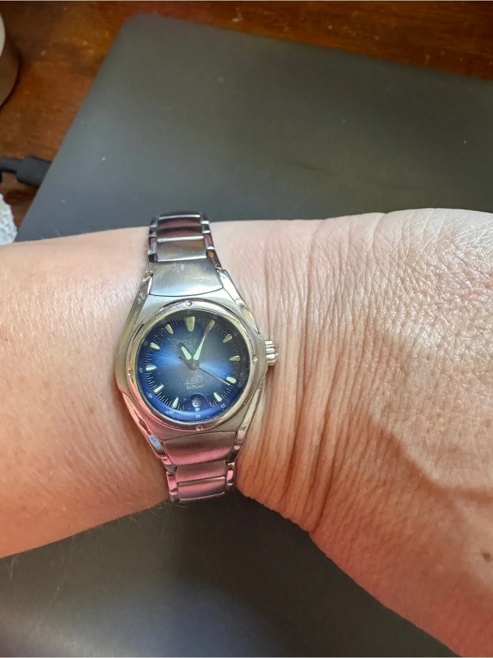 Fossil Silver Stainless Steel Watch with Blue Dial (NEEDS A NEE BATTERY)